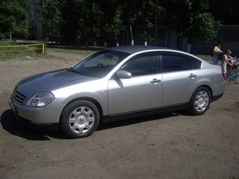 2004 Nissan Teana Pictures