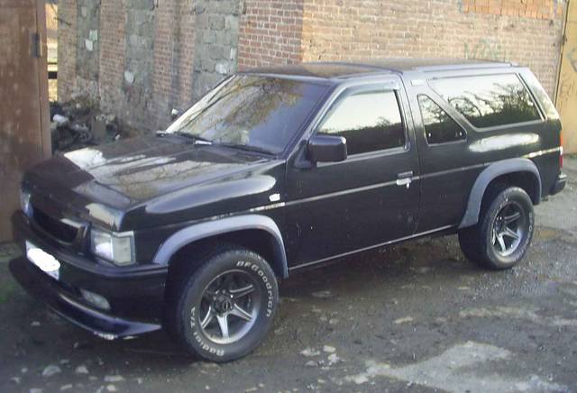 1990 Nissan Terrano