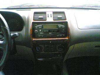 2003 Nissan Terrano II Photos