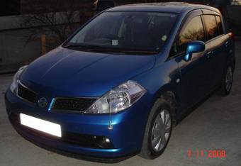 2005 Nissan Tiida Photos