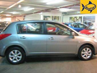 2008 Nissan Tiida Pics