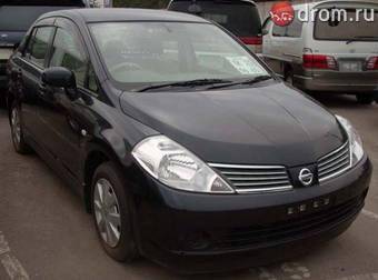 2004 Nissan Tiida Latio Photos