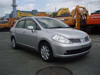 Nissan tiida latio 2005