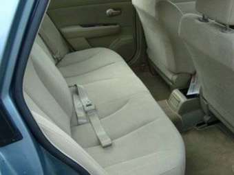 2005 Nissan Tiida Latio Photos