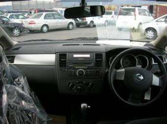 2005 Nissan Tiida Latio Photos