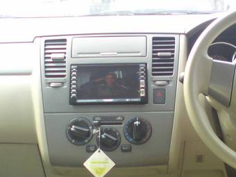 2006 Nissan Tiida Latio Pictures