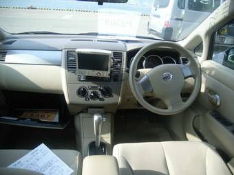 2006 Nissan Tiida Latio Pictures