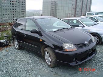 1999 Nissan Tino
