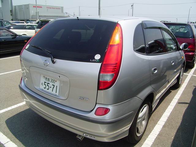 1999 Nissan Tino For Sale