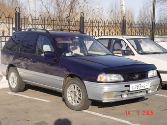 Nissan wingroad 1996