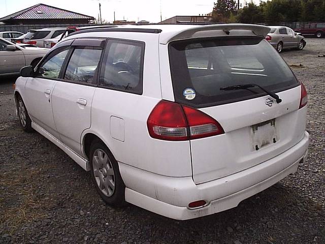 2000 Nissan Wingroad