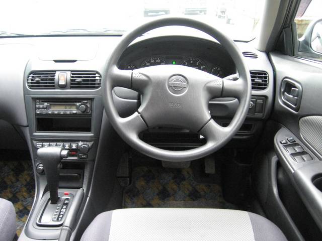 2000 Nissan Wingroad