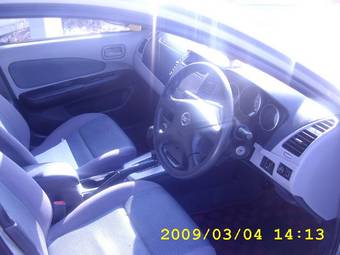 2002 Nissan Wingroad Pictures