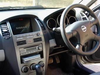 2003 Nissan Wingroad Pics