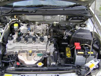 2003 Nissan Wingroad Photos