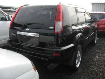 2002 Nissan X-Trail Images