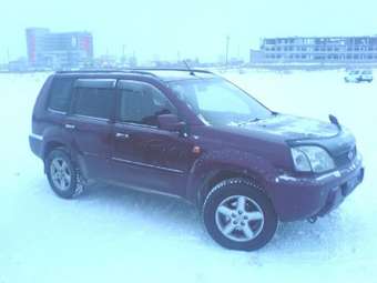2002 Nissan X-Trail Images