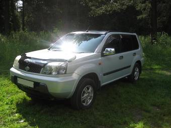 2002 Nissan X-Trail Photos