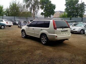 2006 Nissan X-Trail Photos