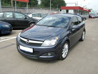 2008 Opel Astra Pictures