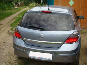 2008 Opel Astra Pictures