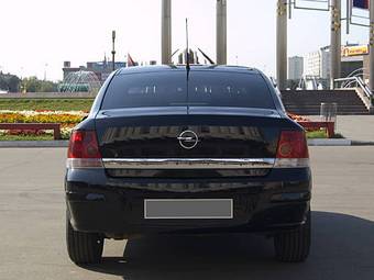 2008 Opel Astra Photos