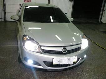 2008 Opel Astra Pictures