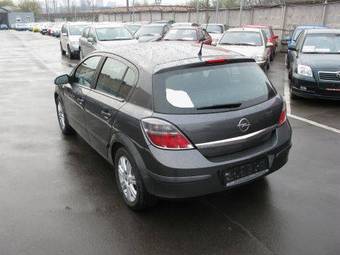 2008 Opel Astra Photos