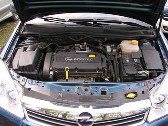 2008 Opel Astra Pictures