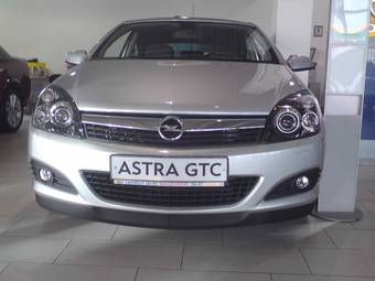 2009 Opel Astra Pictures