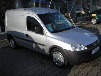 2008 Opel Combo Pictures