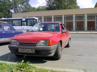 1986 Opel Kadett Photos