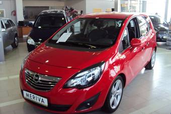 2011 Opel Meriva Photos
