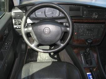1999 Opel Omega Pictures