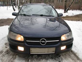 1999 Opel Omega Pics