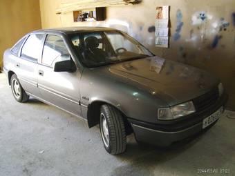 1988 Opel Vectra Images