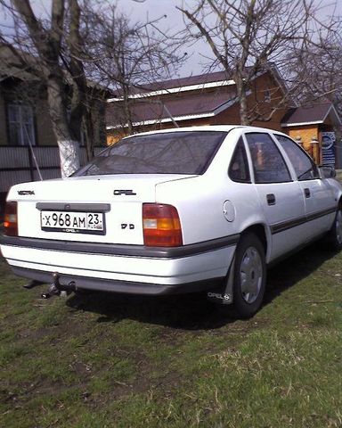 1990 Opel Vectra
