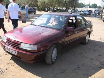 1990 Opel Vectra Pictures