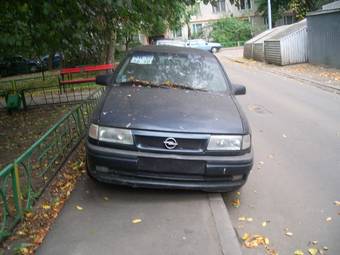 1994 Opel Vectra Pictures