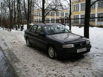 1995 Opel Vectra Pictures