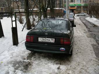 1995 Opel Vectra Photos
