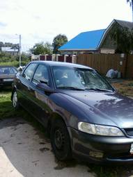 1996 Opel Vectra Pictures