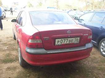 1997 Opel Vectra Photos