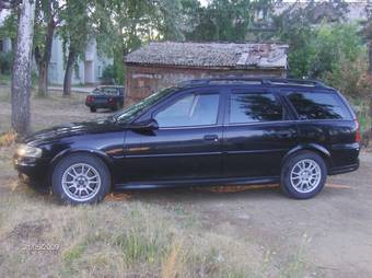 1999 Opel Vectra Pictures