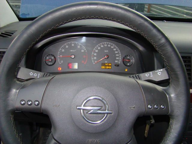 2003 Opel Vectra