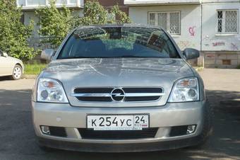 2004 Opel Vectra Pictures