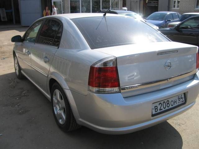 2005 Opel Vectra