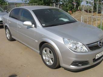 2005 Opel Vectra Pictures