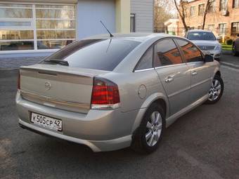 2006 Opel Vectra Photos