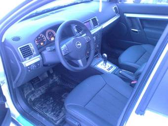 2008 Opel Vectra Pictures